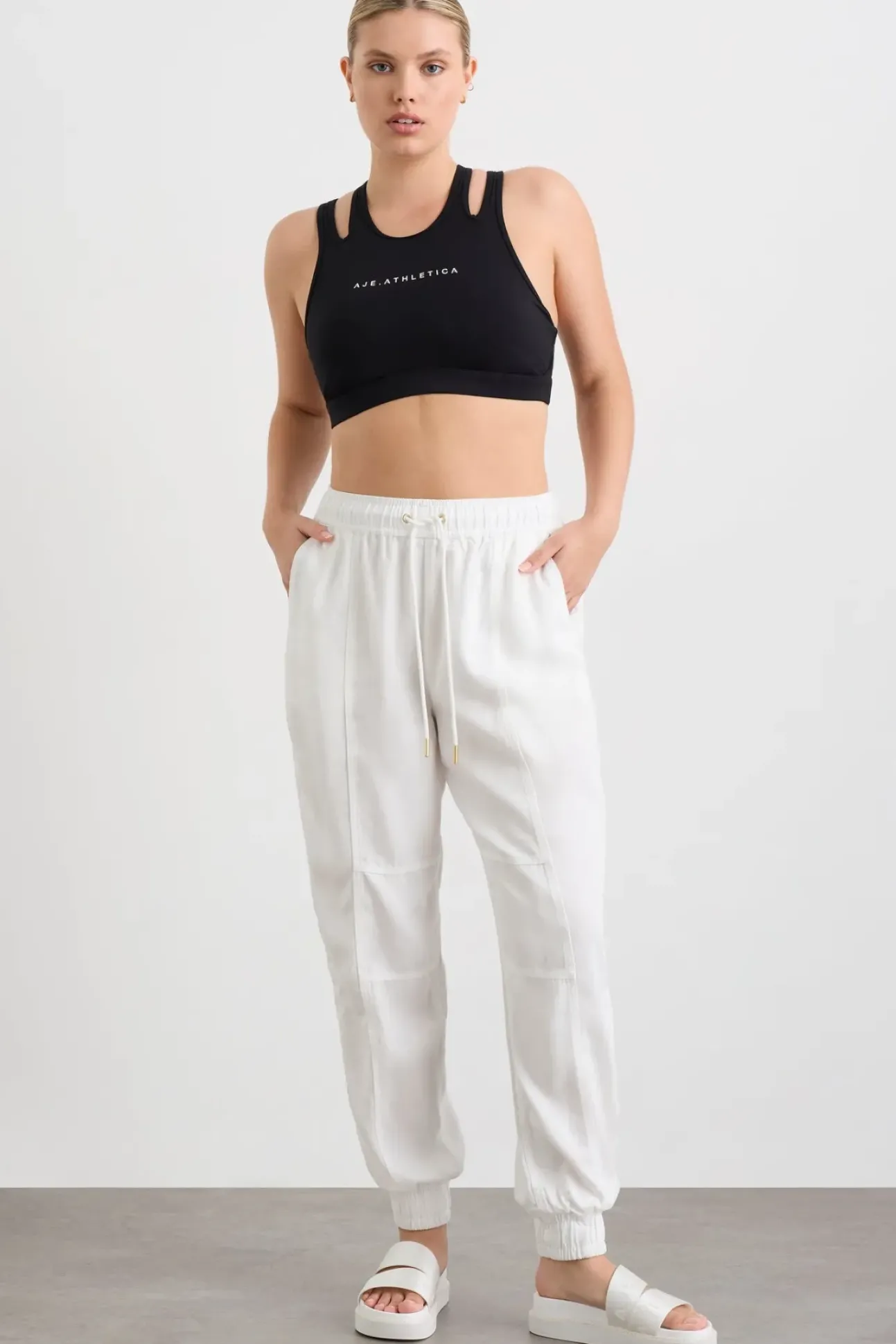 Interlock High Support Bra 351