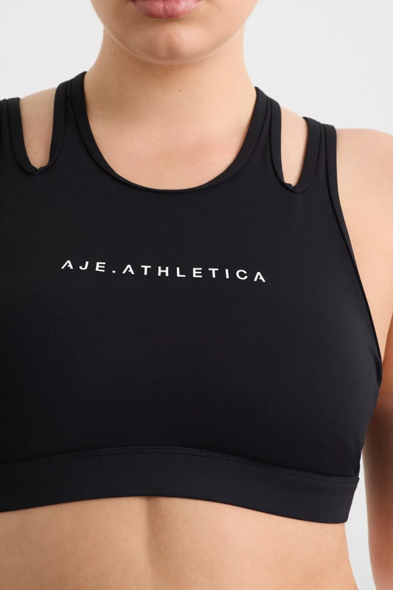 Interlock High Support Bra 351