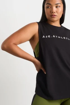 Interlock Logo Tank 141