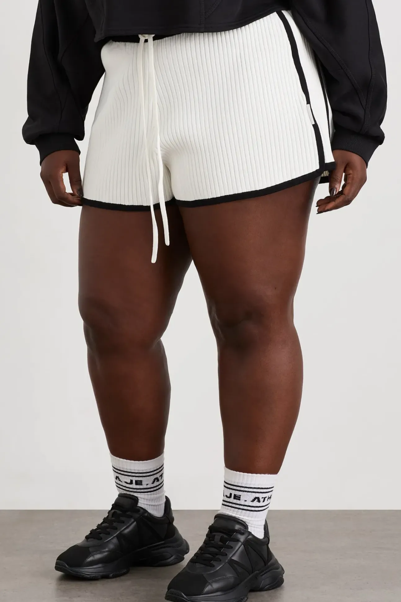 Knit Ribbed Shorts 603