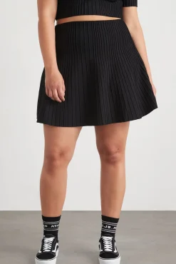 Knitted Mini Skirt 628