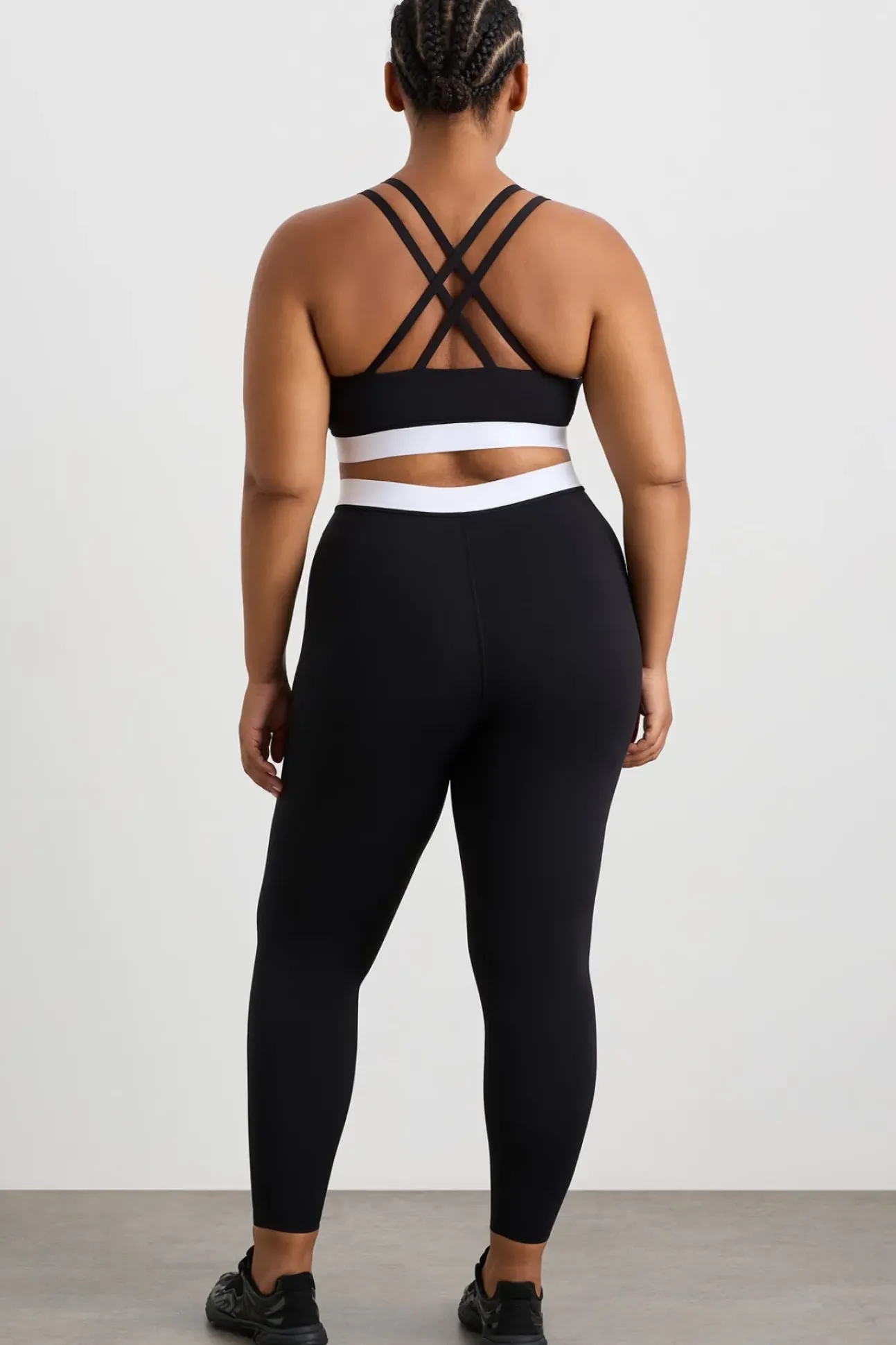 Logo Elastic Sports Bra 323