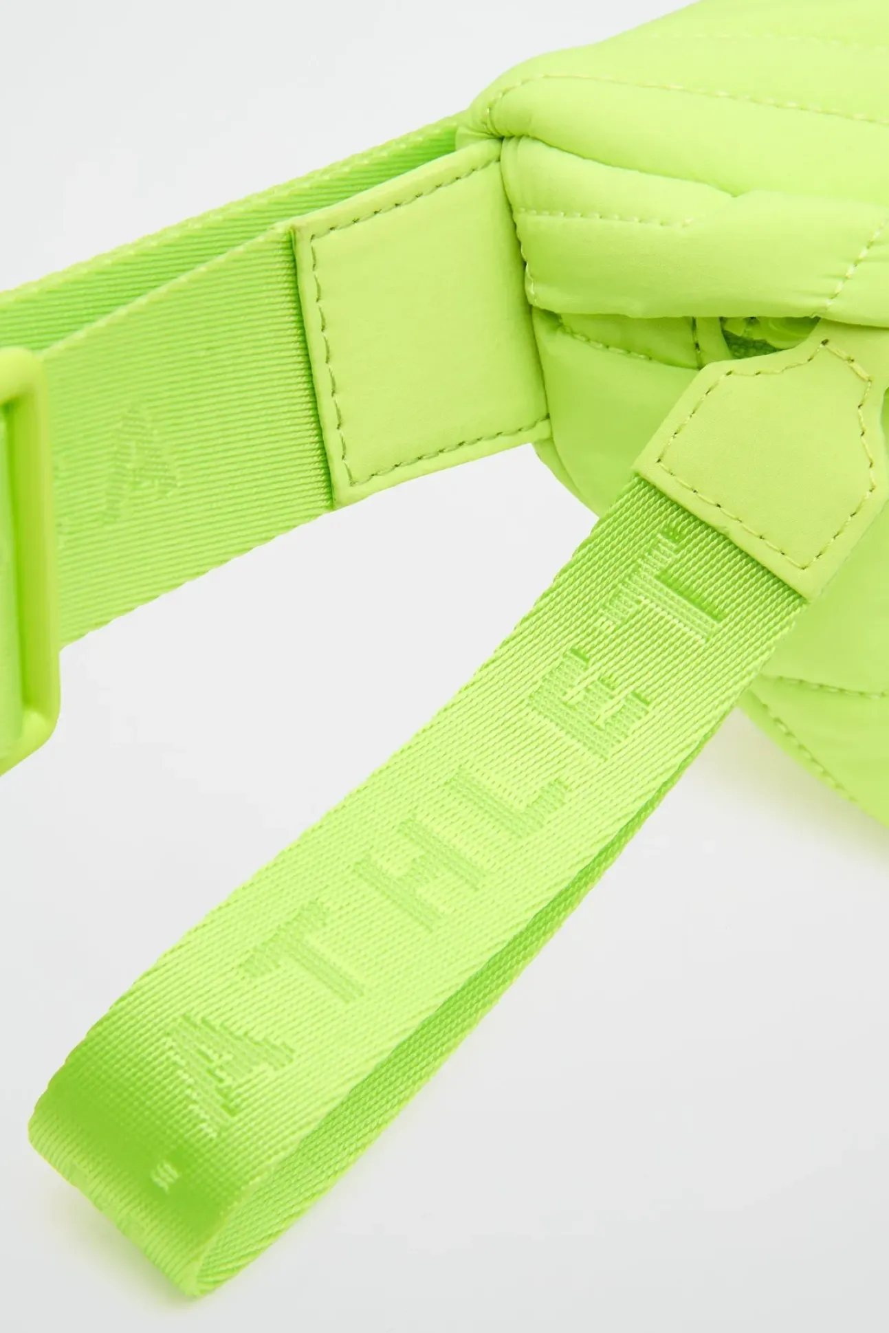 Logo Quilted Belt Bag 930