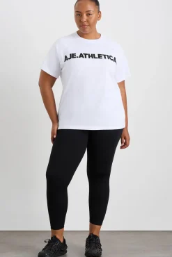 Logo Raglan T-Shirt 110