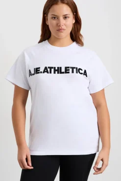 Logo Raglan T-Shirt 110