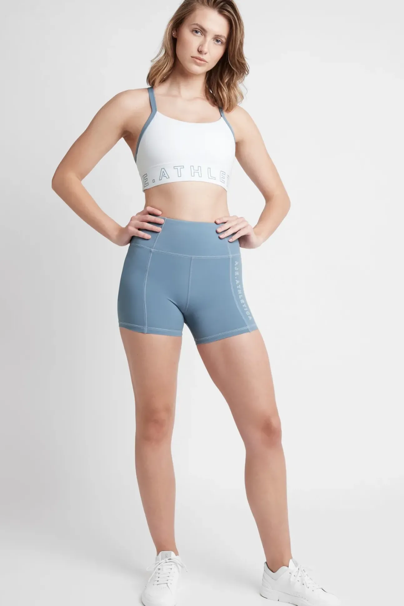 Logotape Adjustable Strap Sports Bra 307