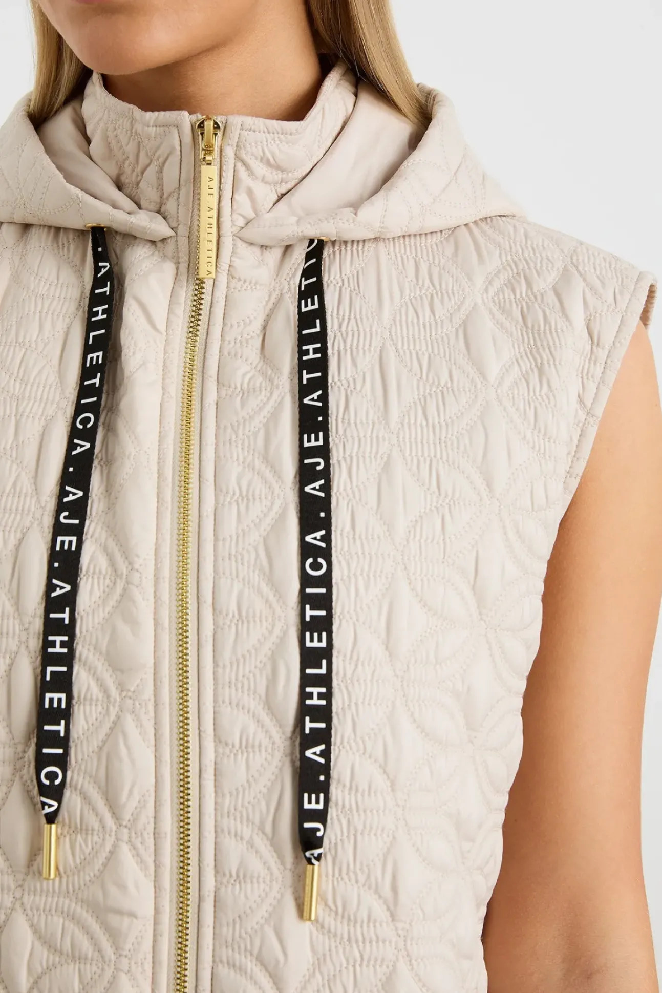 Longline Sleeveless Jacket 703