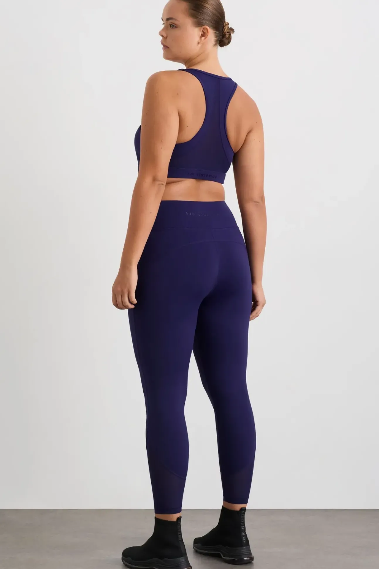 Mesh Inset 7/8 Legging 228