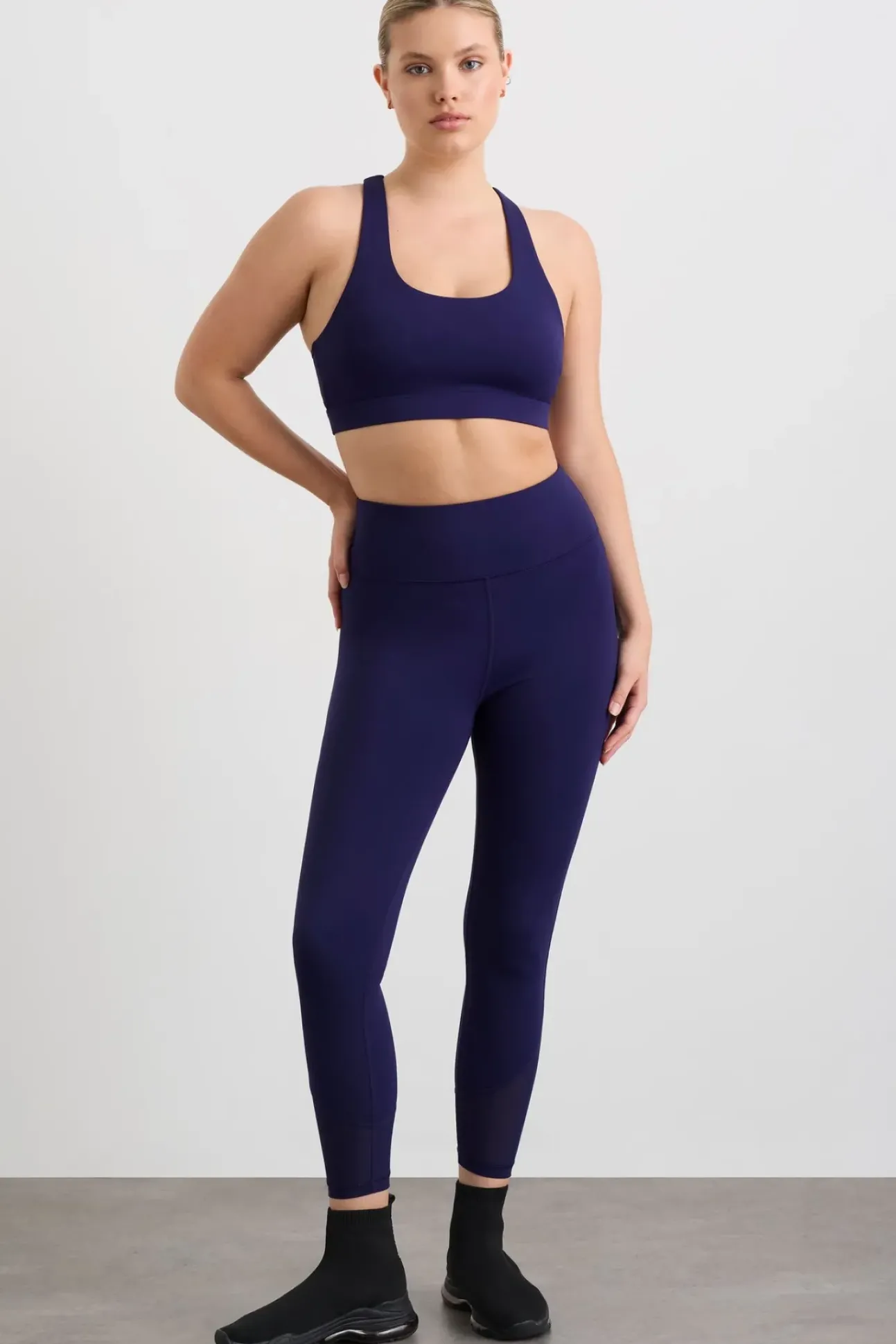 Mesh Inset 7/8 Legging 228