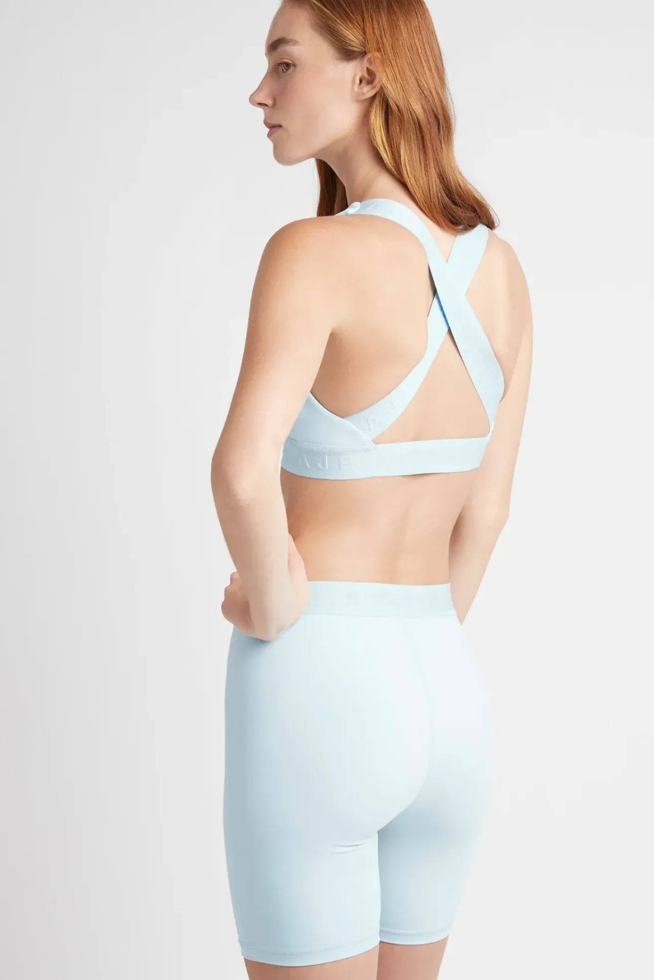 Mid Rise Logotape Shorts 607