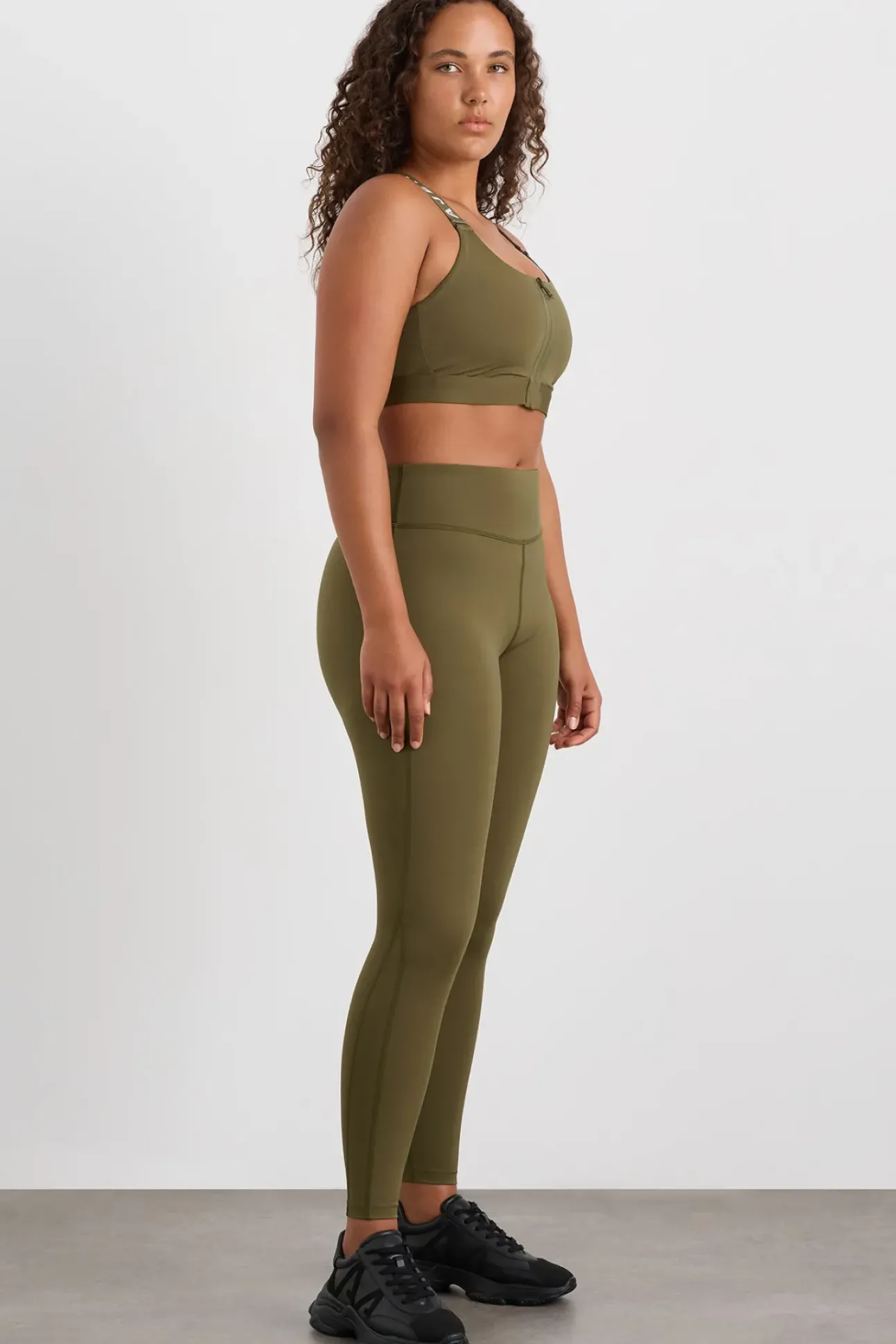 Panelled 7/8 Legging 236