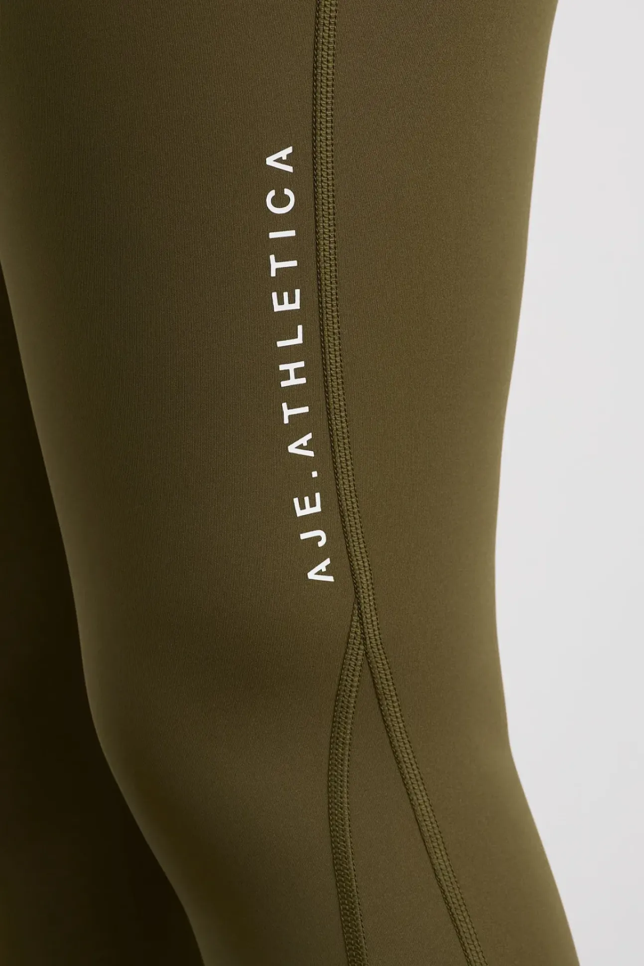 Panelled 7/8 Legging 236