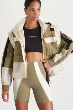 Panelled Hybrid Jacket 748