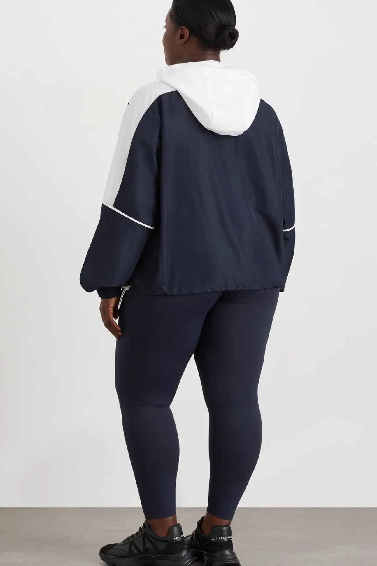 Panelled Zip Jacket 725