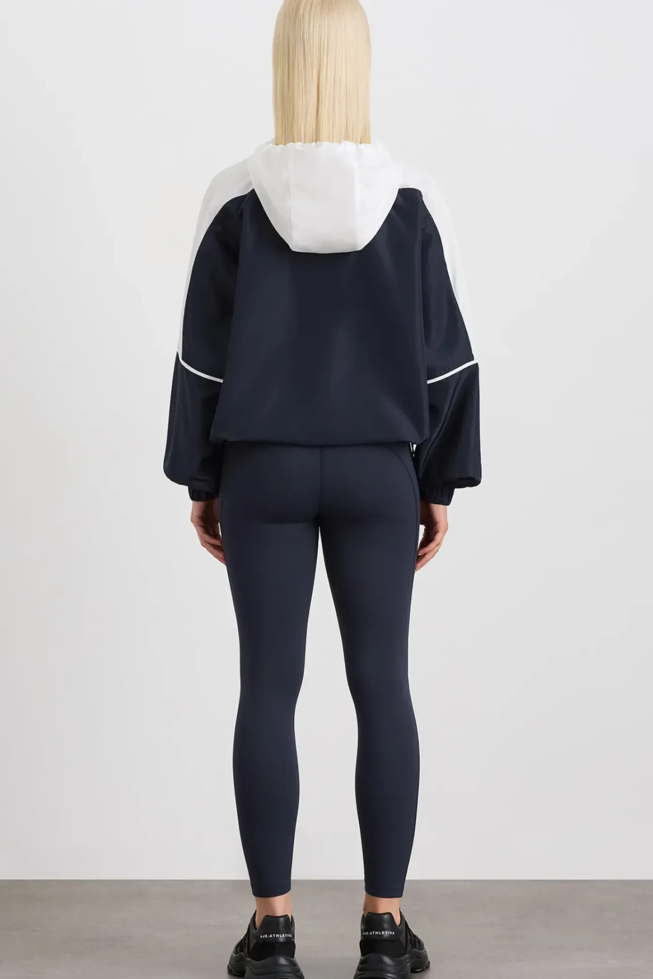 Panelled Zip Jacket 725