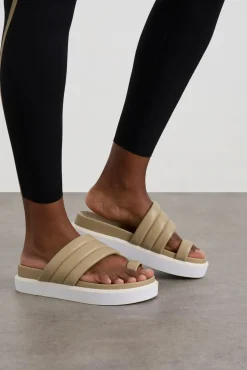 Quilted Platform Slide 915