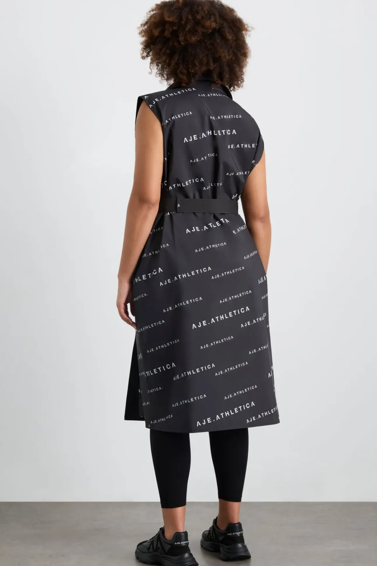 Reversible Sleeveless Trench 703