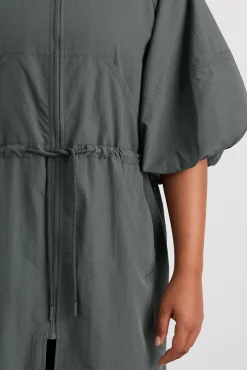 Short Sleeve Zipped Jacket 781