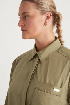 Side Split Windbreaker Shirt 406