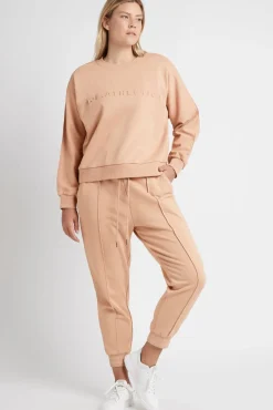 Signature Embossed Logo Crew Jumper 401