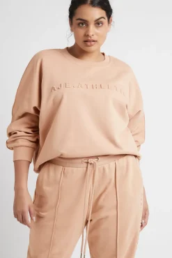 Signature Embossed Logo Crew Jumper 401