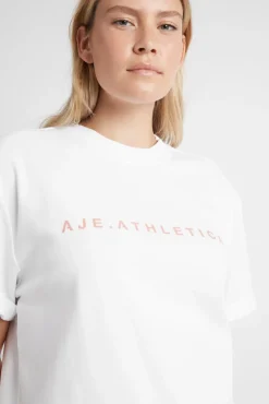 Signature Logo T-Shirt 102