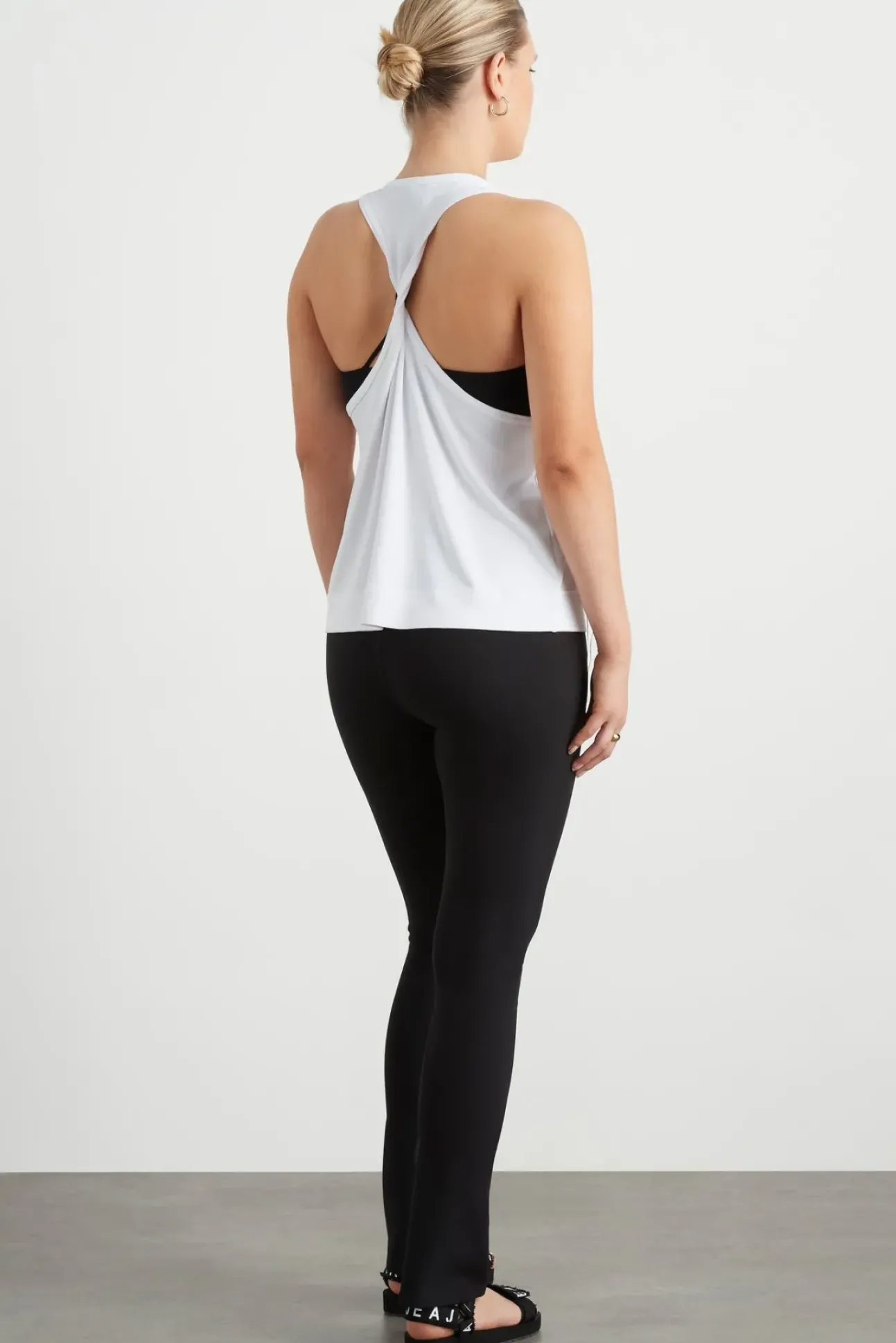 Twist Back Tank 137
