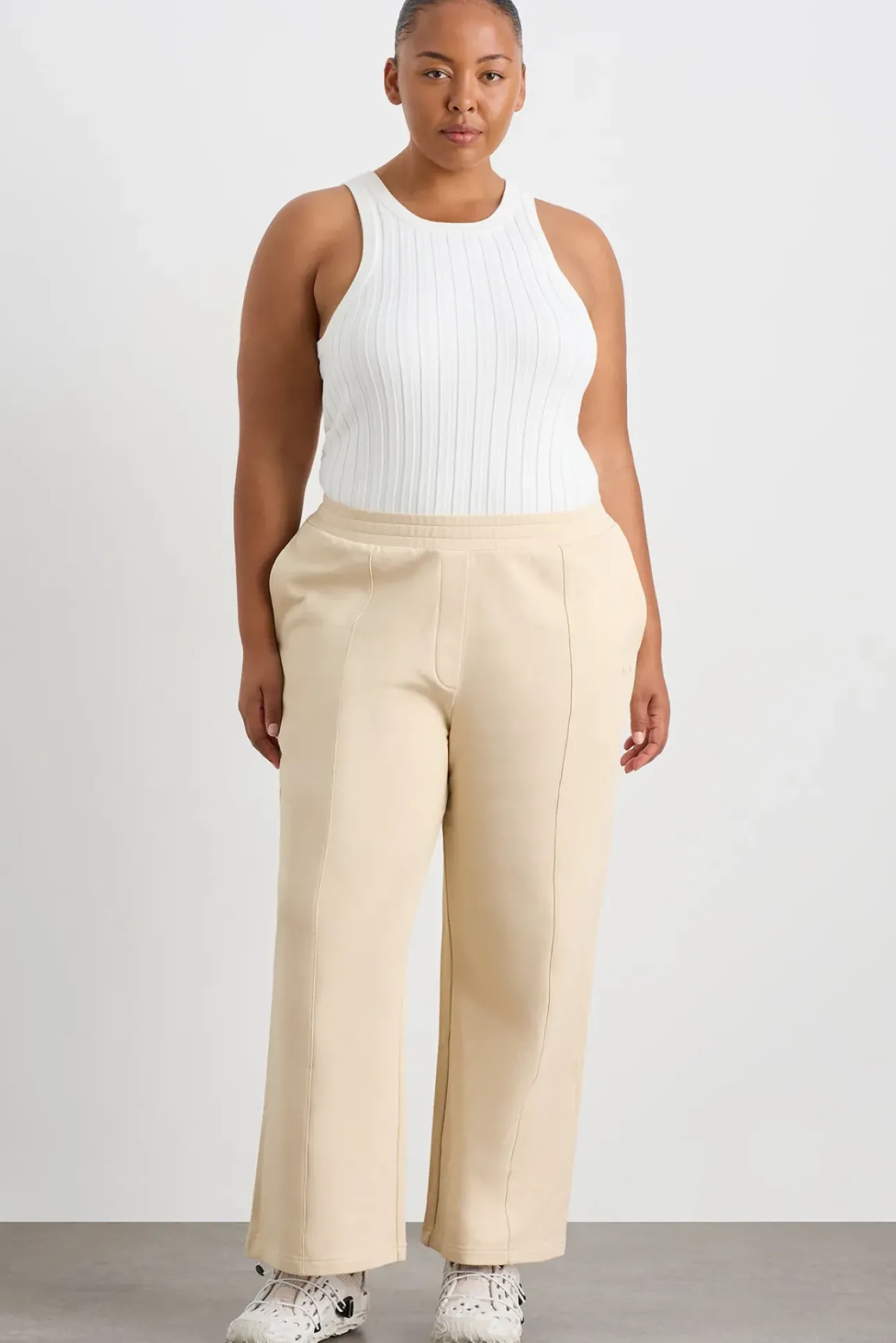 Wide Leg Trackpants 506