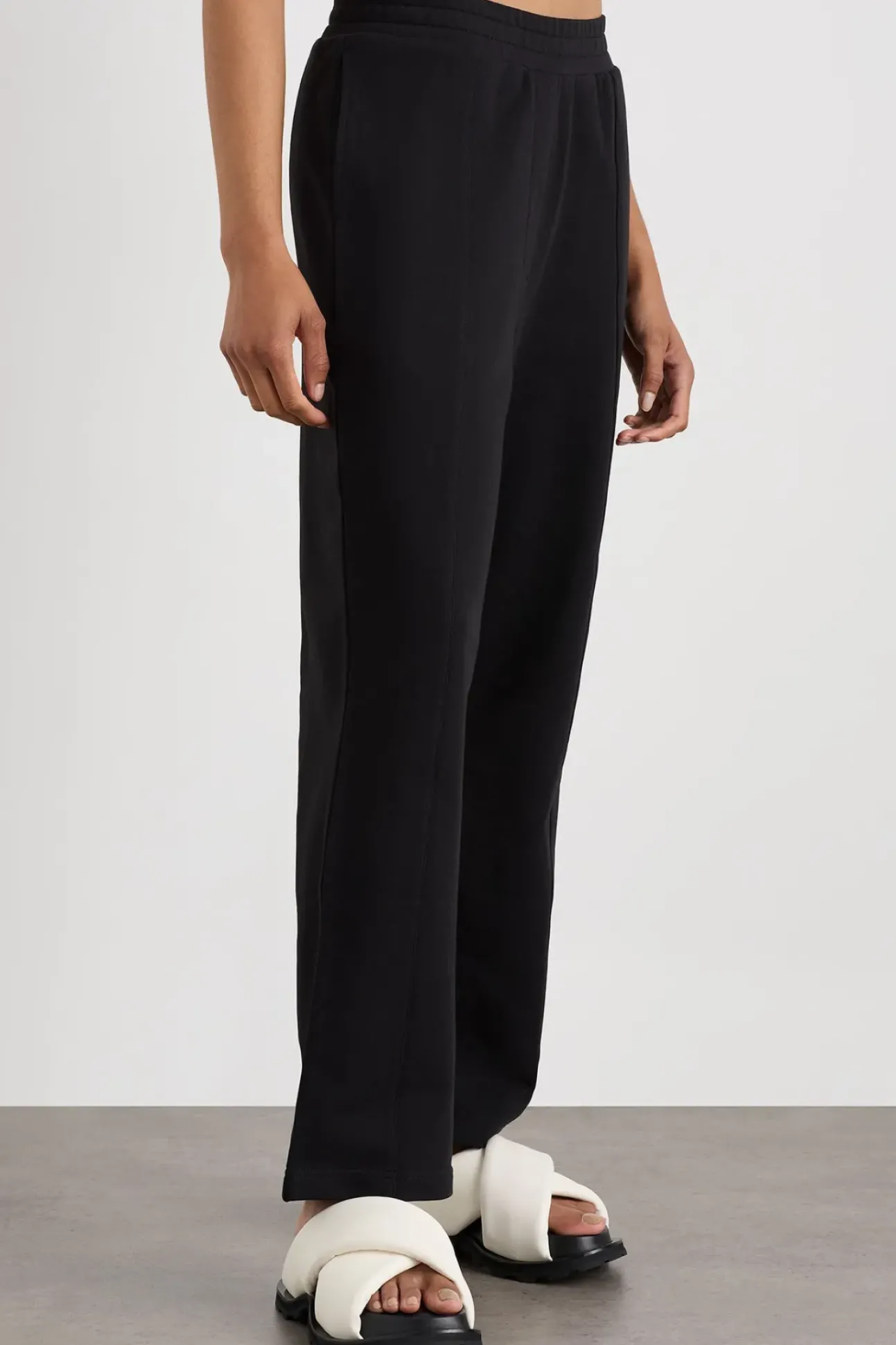 Wide Leg Trackpants 506