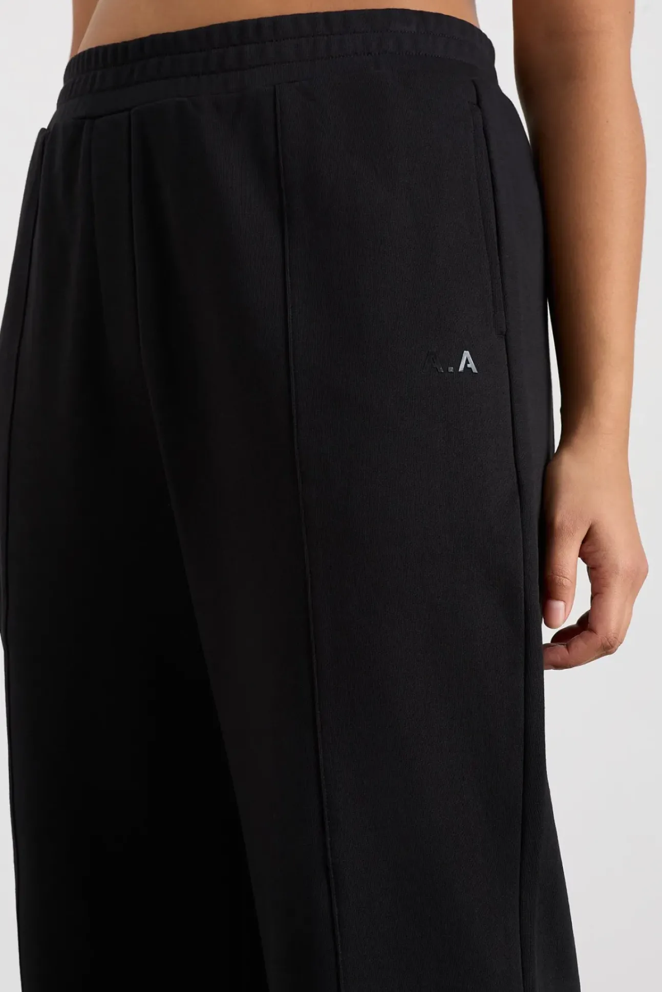 Wide Leg Trackpants 506