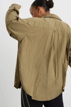 Windbreaker Logo Shirt 427