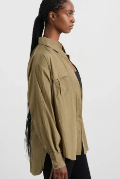 Windbreaker Logo Shirt 427